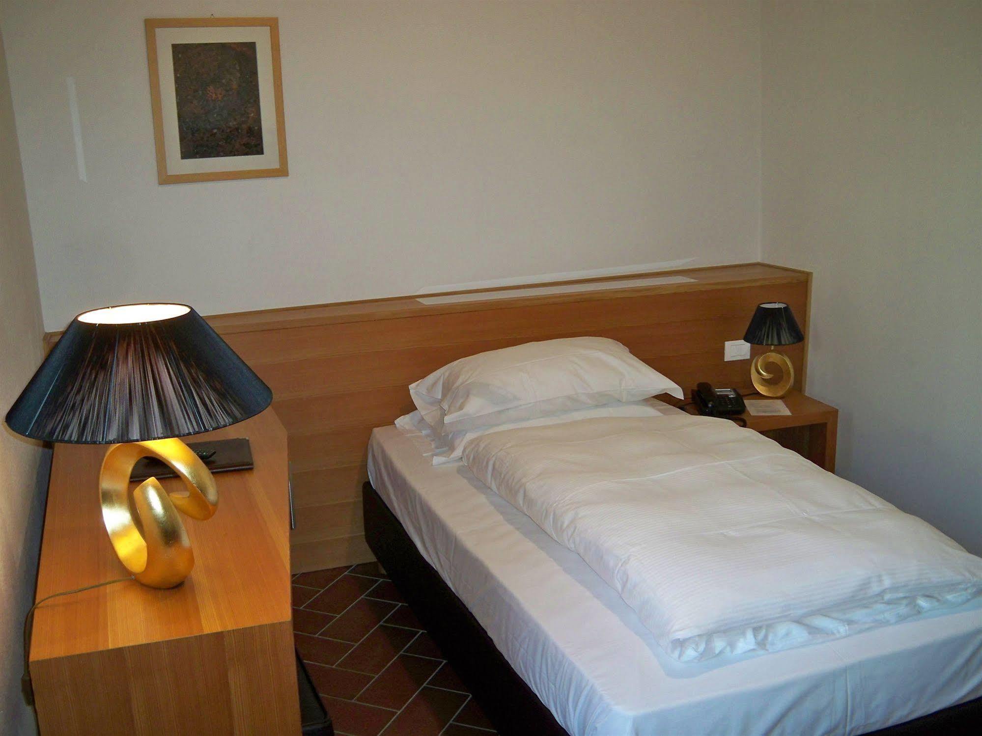 Relais Palazzo Lodron Hotel Rovereto  Eksteriør billede